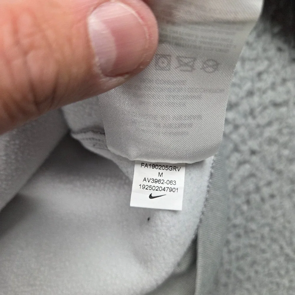 North Carolina Tar Heels Sweatshirt Mens M Gray Nike‎ Pockets NCAA Team Issue